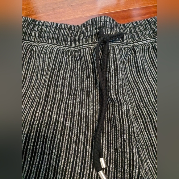 Stretch Pants with Pockets M - Picture 2 of 5